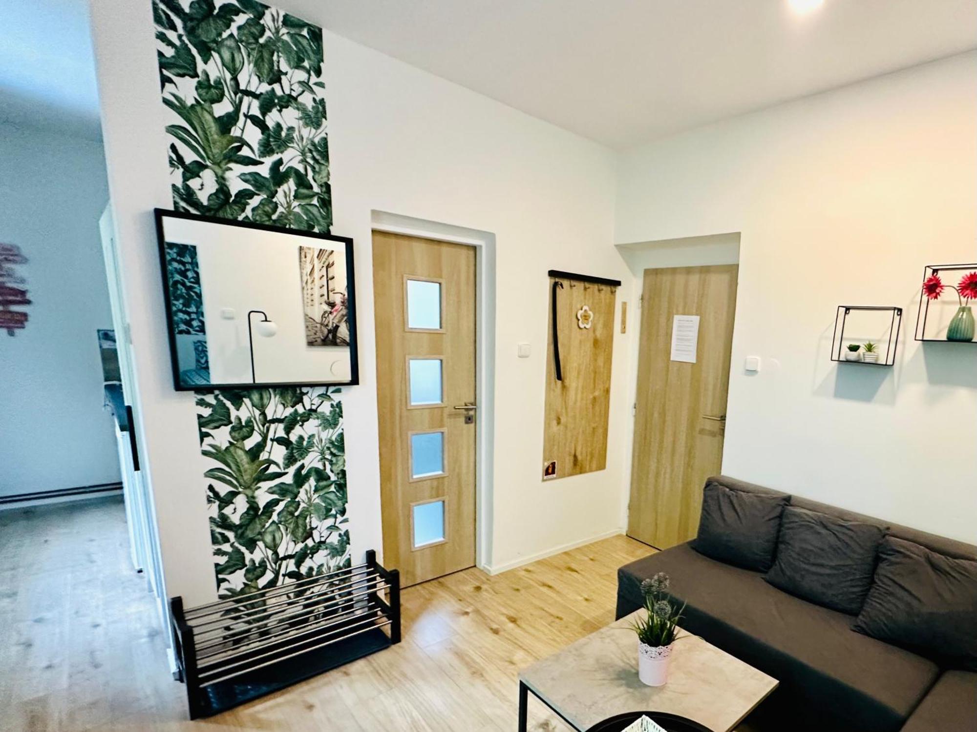 Apartmány LUXOR Česká Lípa Esterno foto